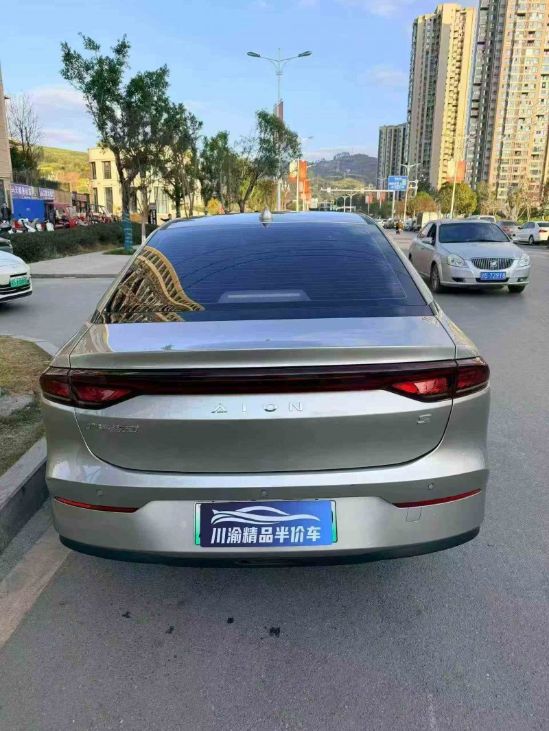 绵阳23年传祺埃安S8