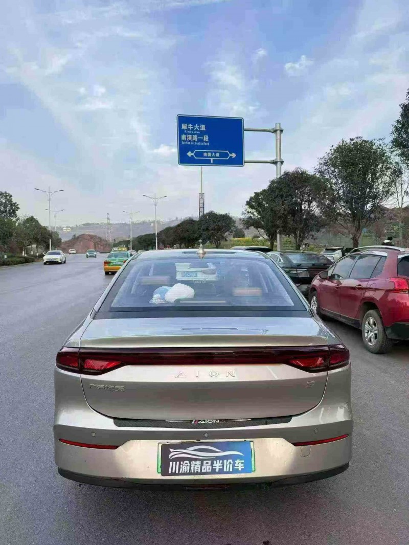 德阳24年传祺埃安S8