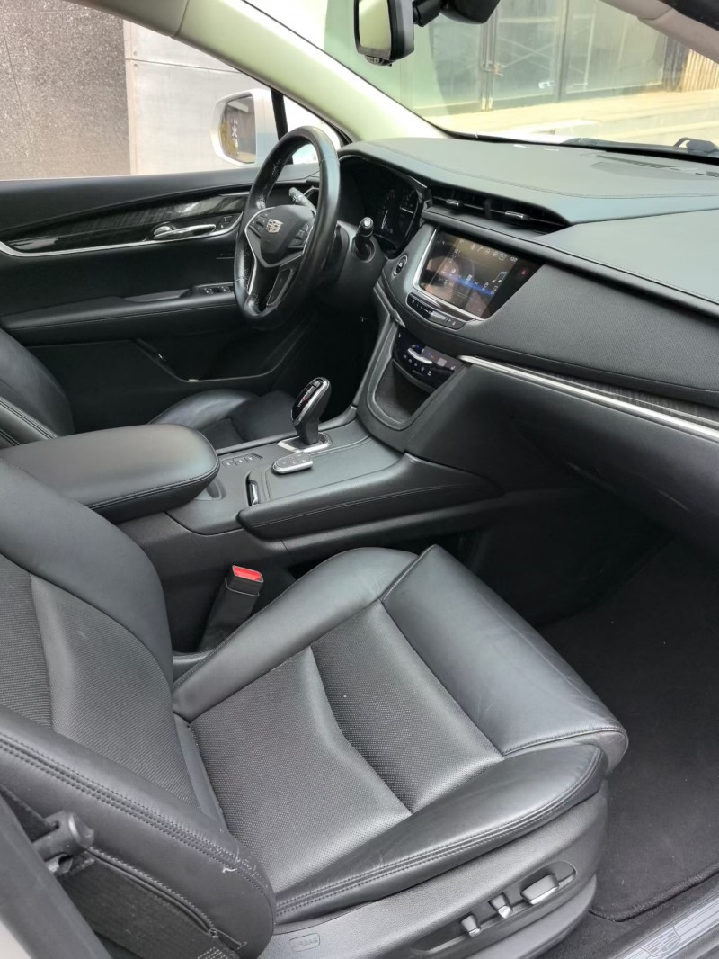 青岛17年凯迪拉克XT55