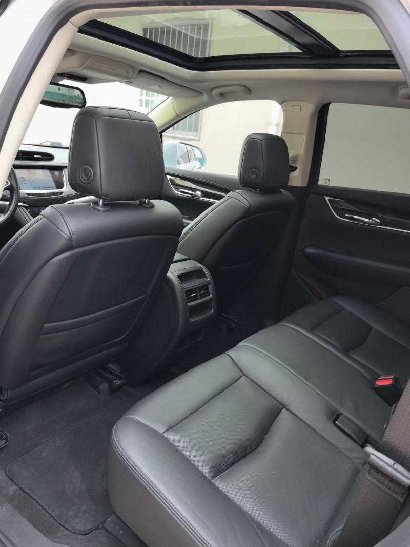 青岛17年凯迪拉克XT56