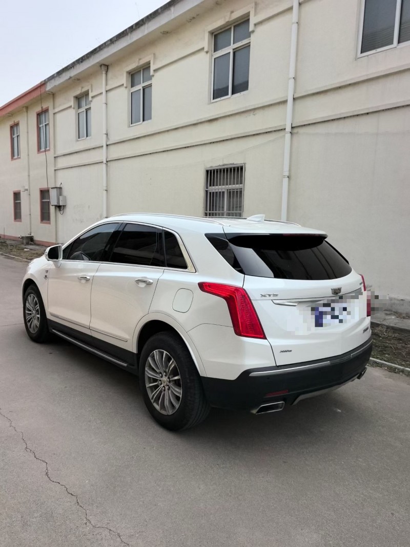青岛17年凯迪拉克XT57