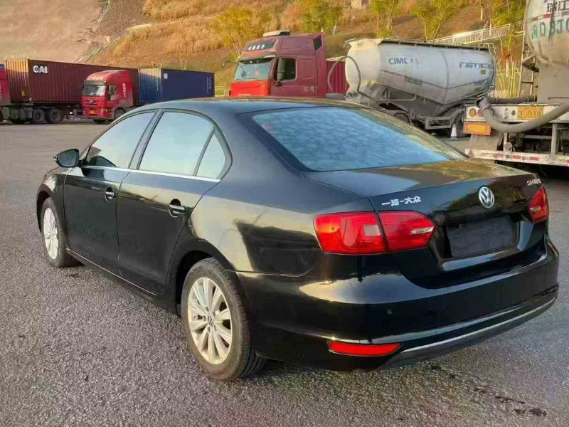 重庆14年大众速腾8