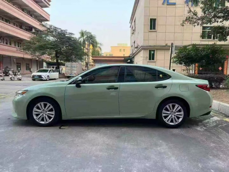 东莞14年雷克萨斯ES8