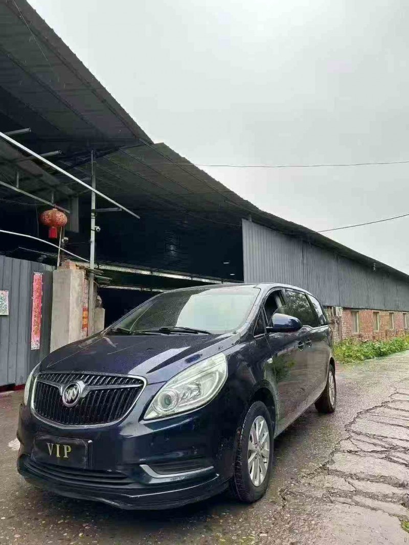 遂宁17年别克GL83