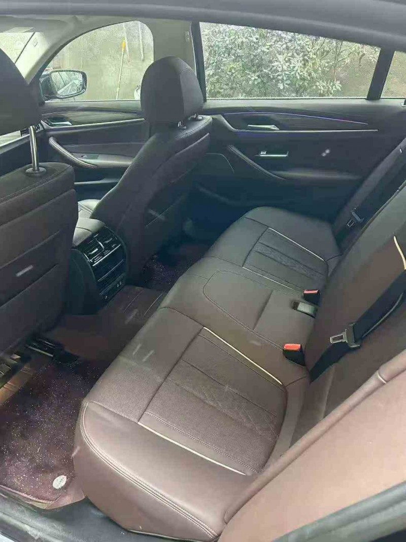 延安23年寶馬5系5