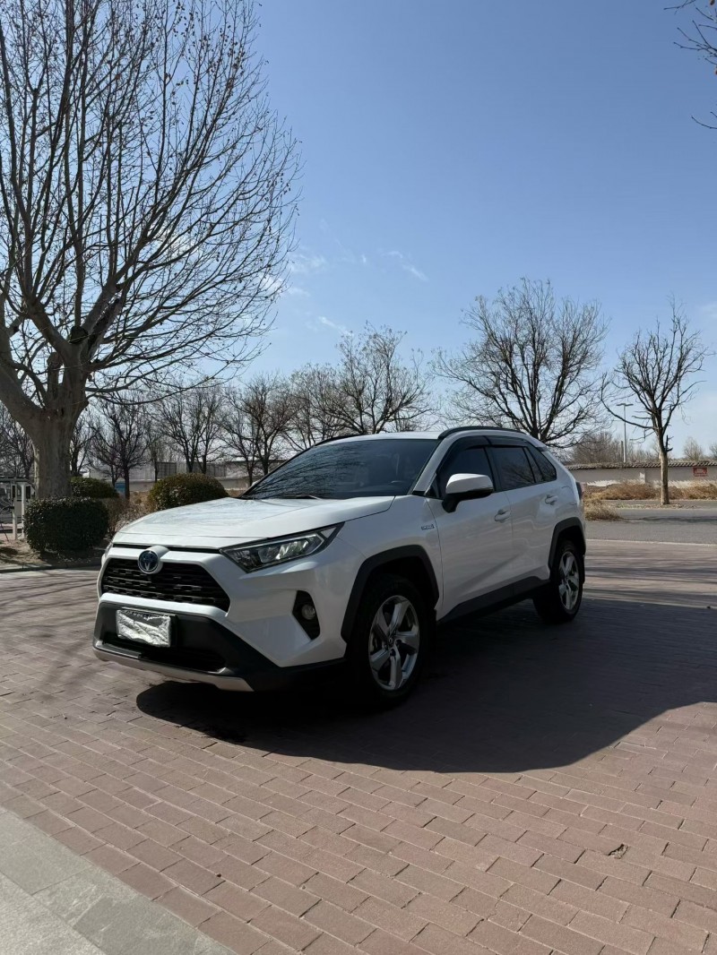 廊坊21年丰田RAV4荣放6
