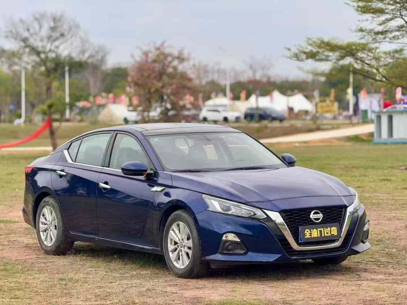 东莞20年日产天籁3