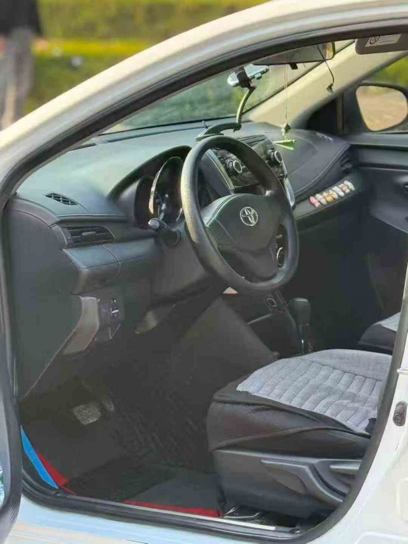 榆林19年丰田YARiS L 致炫5