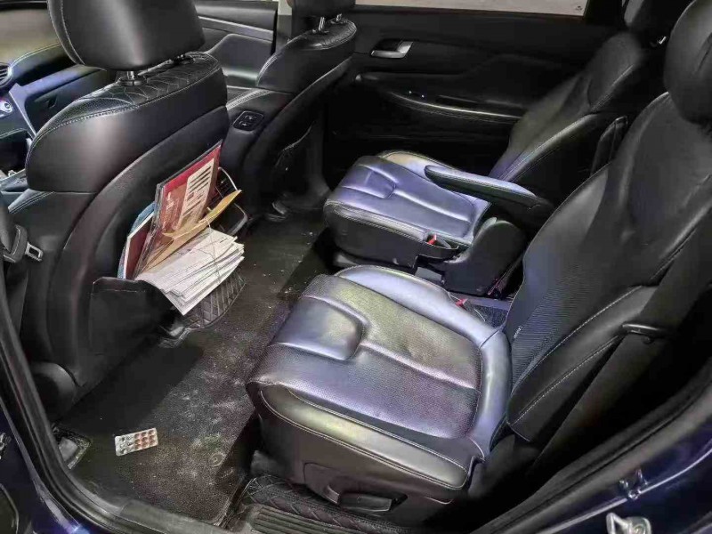 延安20年现代新胜达5