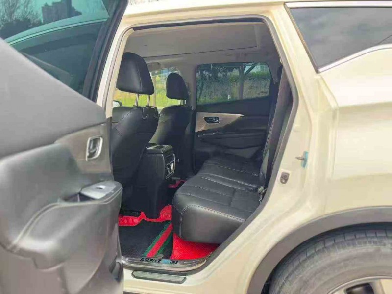 榆林18年日产楼兰4