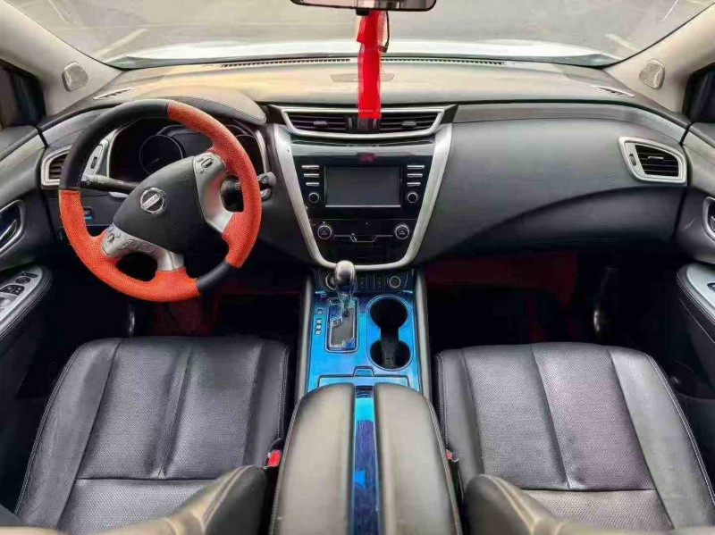 榆林18年日产楼兰5