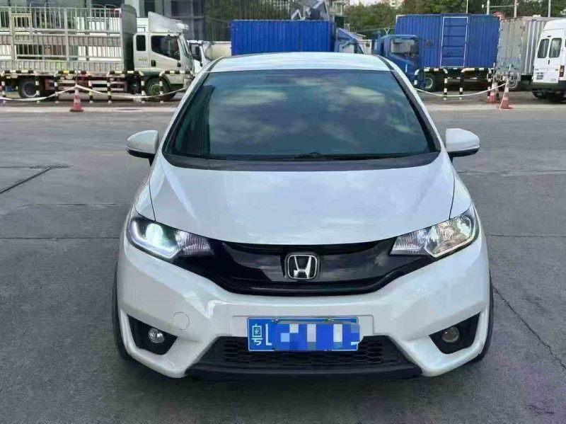 江门16年本田飞度1