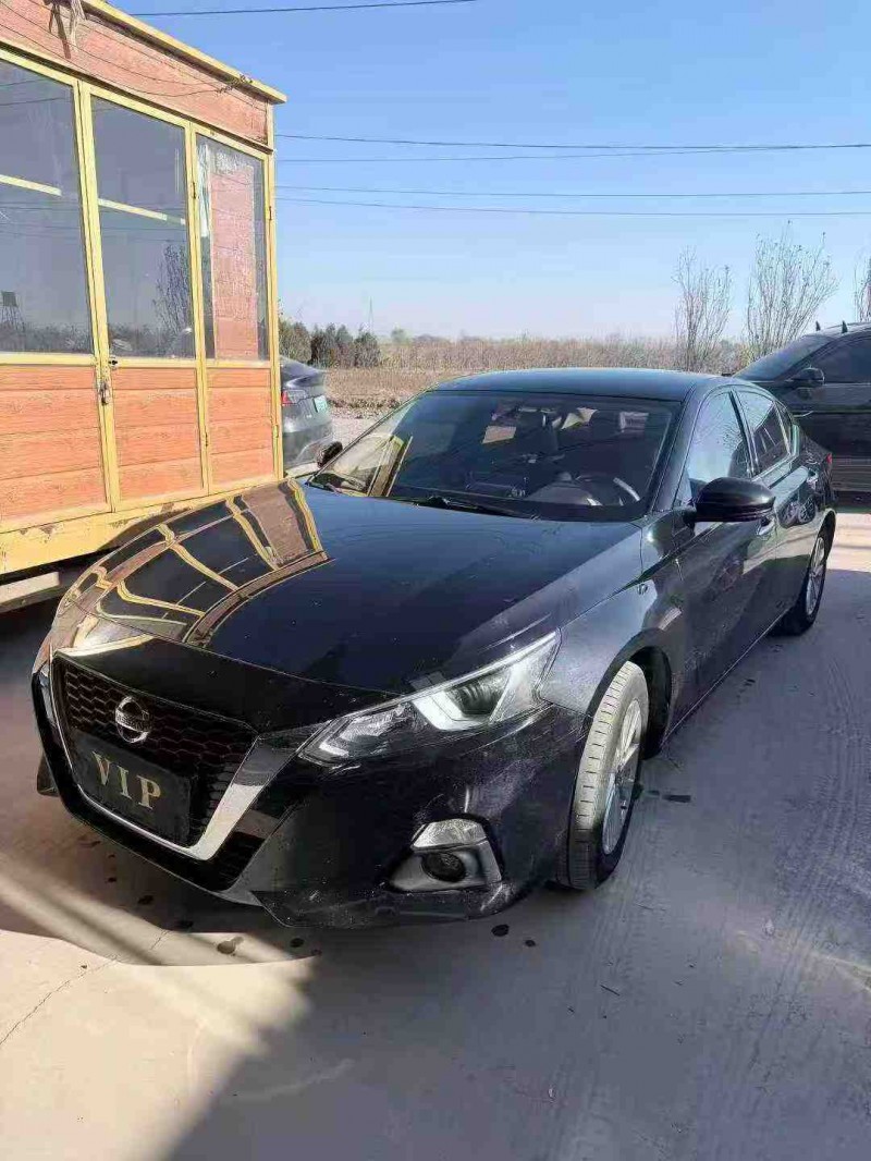 天津21年日产天籁2