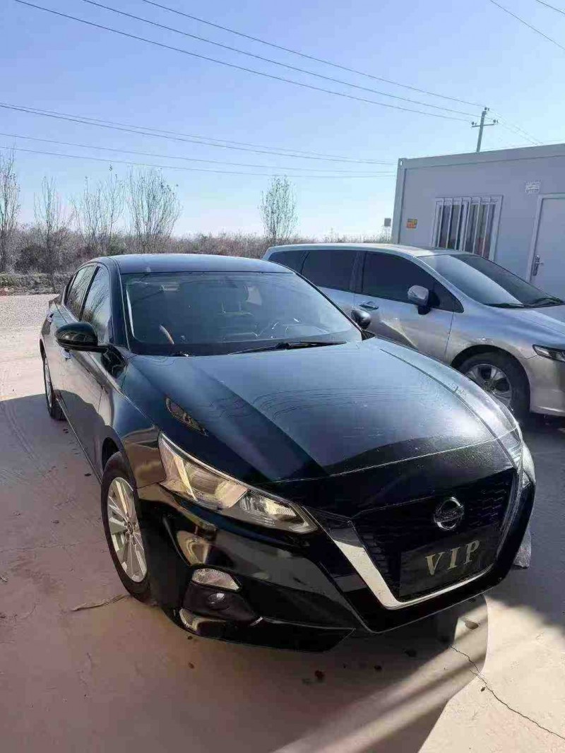 天津21年日产天籁5