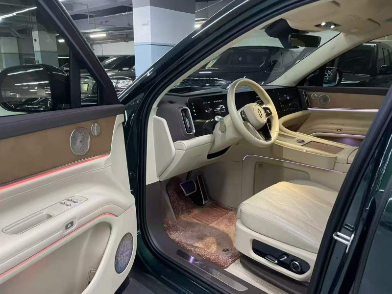 广州24年华为智选问界4