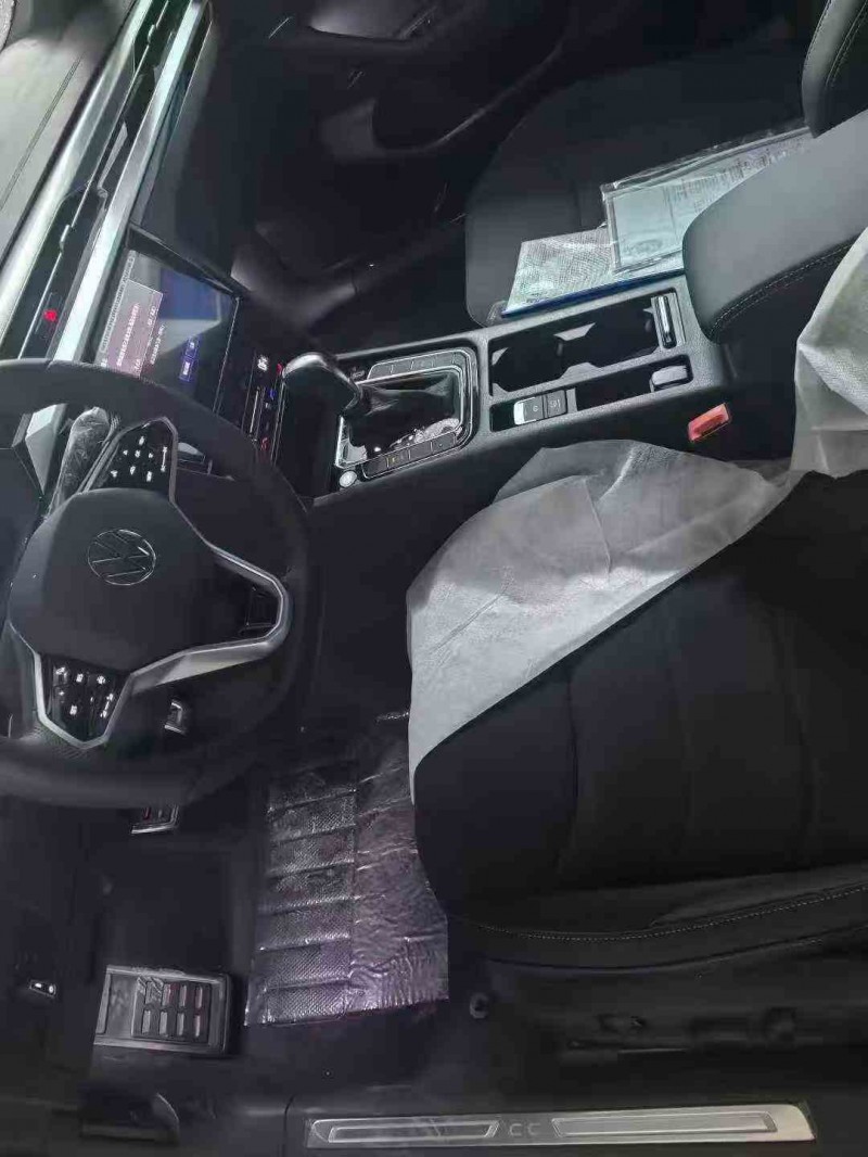 延安26年大眾CC4