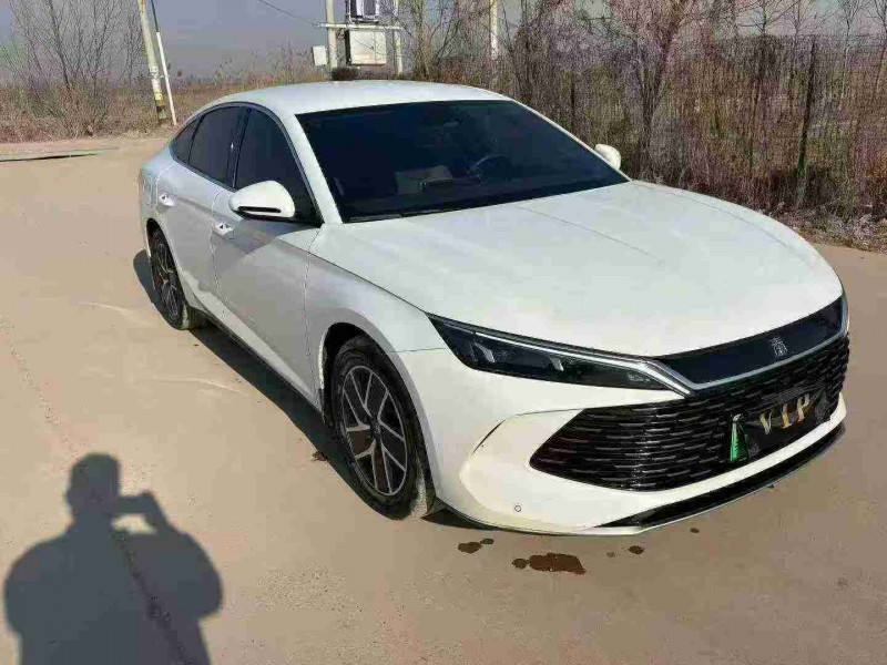 天津24年比亞迪秦3