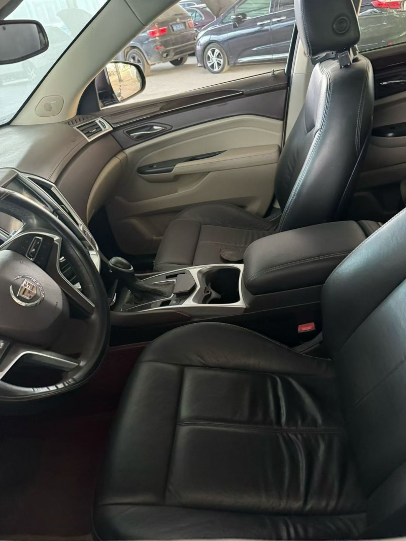 烟台16年凯迪拉克SRX4