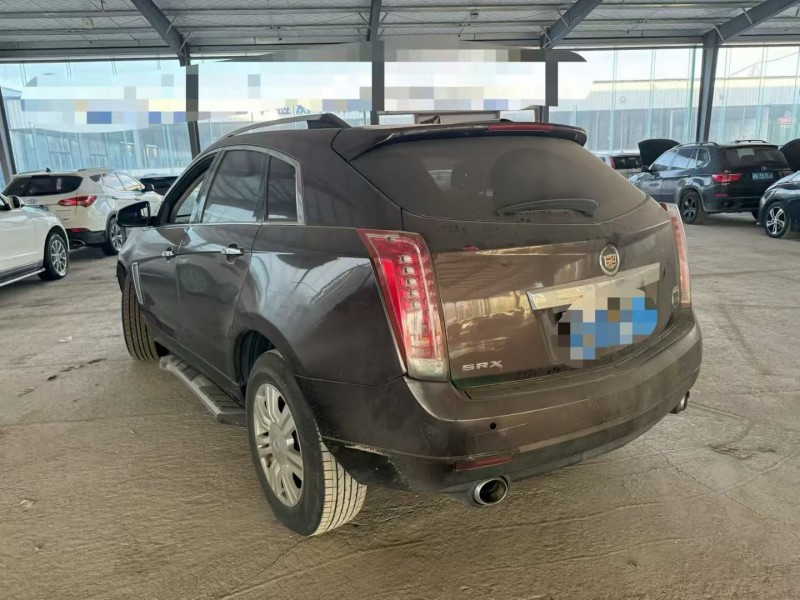 烟台16年凯迪拉克SRX7