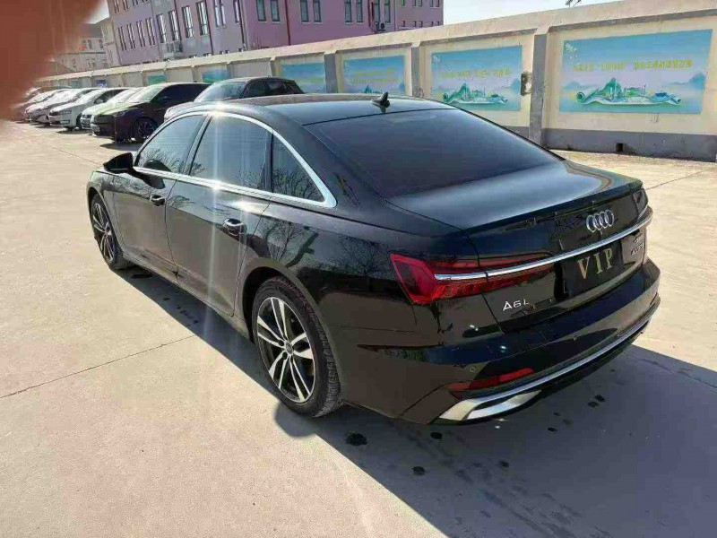天津22年奥迪A6L8