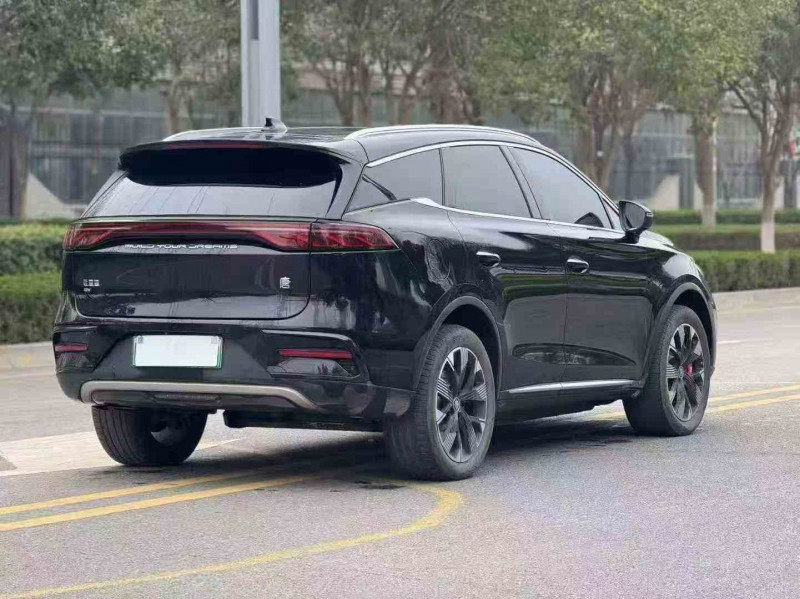 延安24年比亞迪唐8