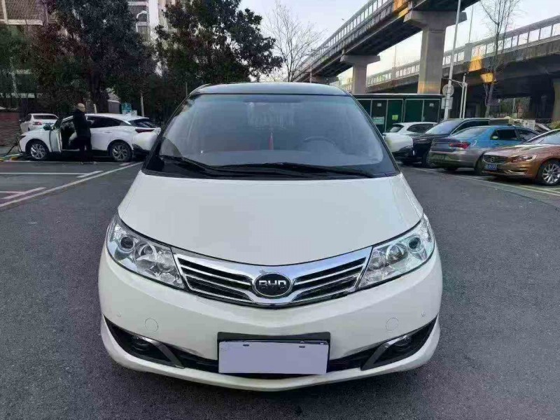 衡阳17年比亚迪M61