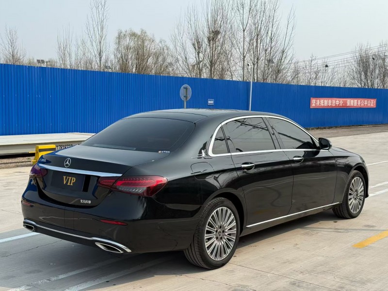 青岛23年奔驰E8