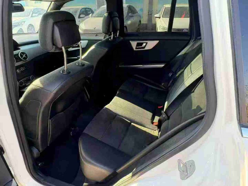 天津15年奔馳GLK3