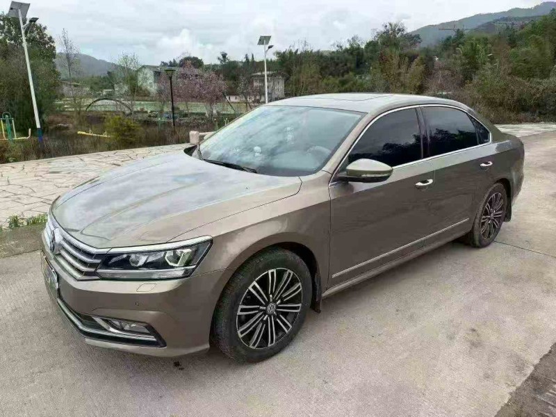 岳阳19年大众迈腾3