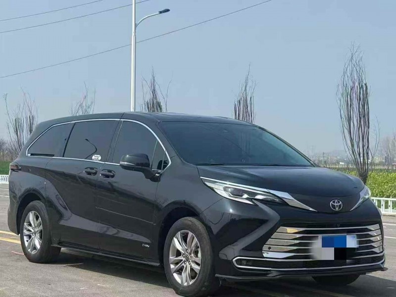 榆林24年丰田塞纳3