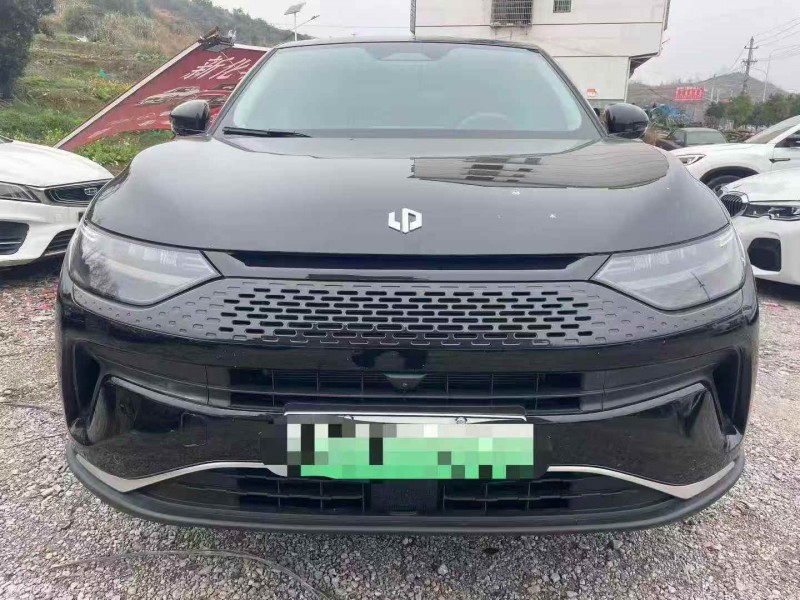 遵义25年零跑汽车C111