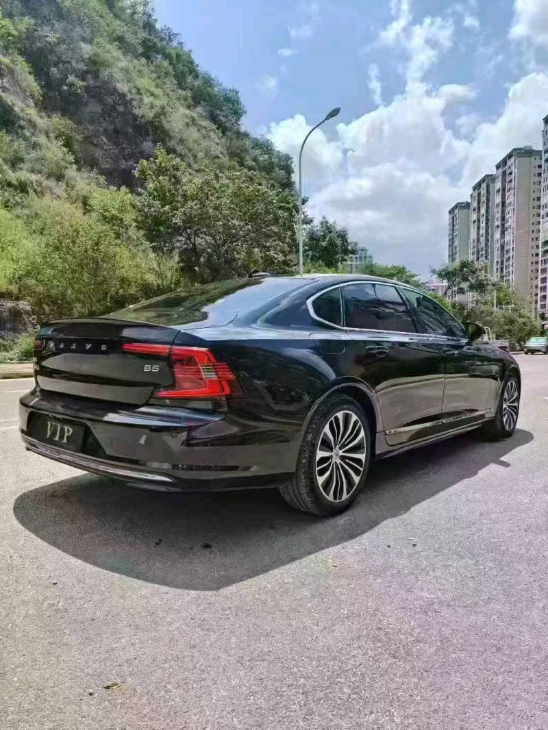 安顺23年沃尔沃S904