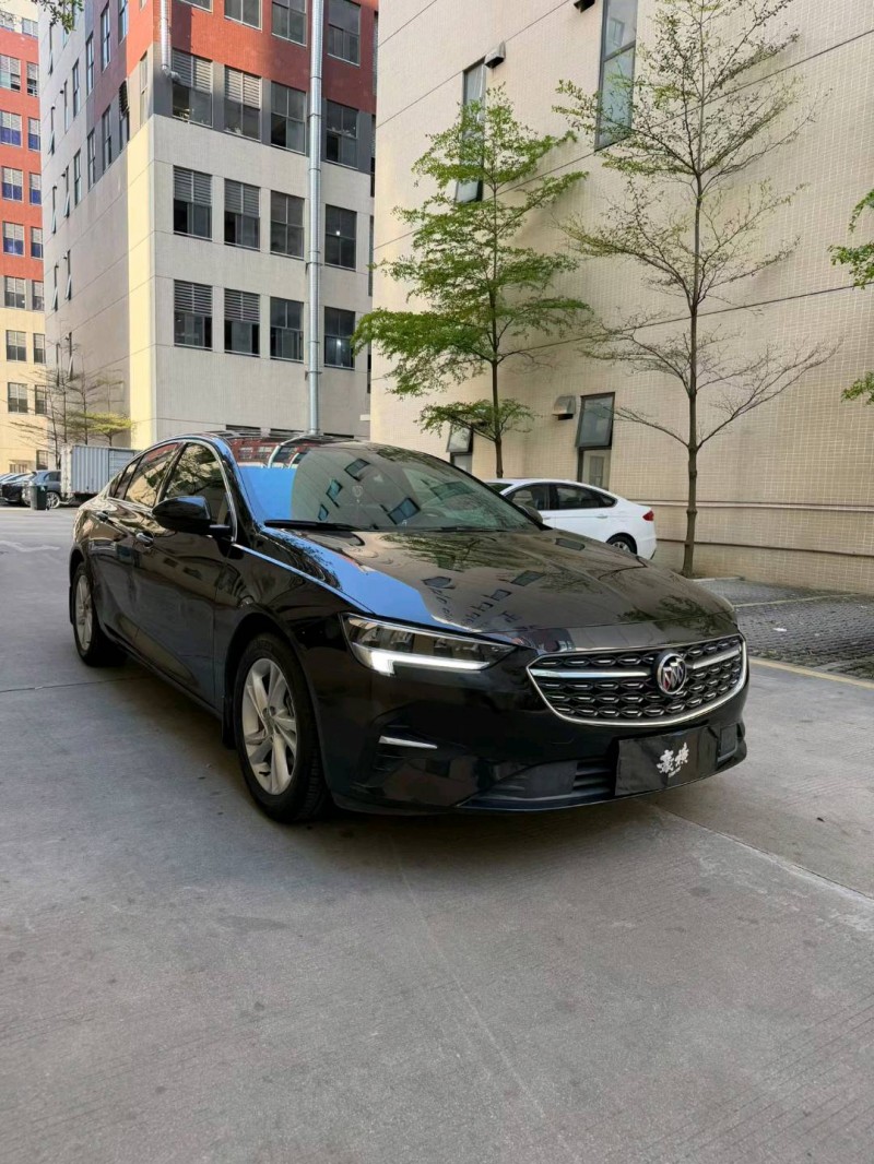 佛山22年别克君威2