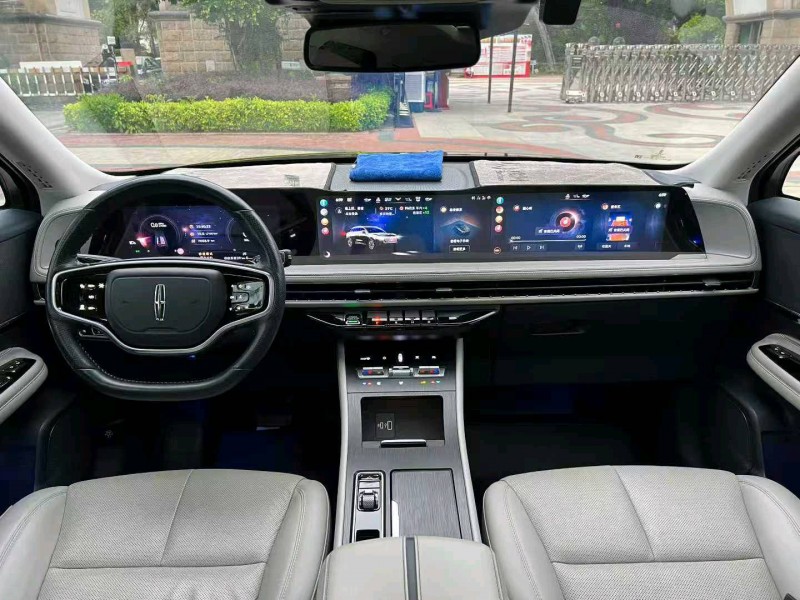 佛山23年林肯冒险家5