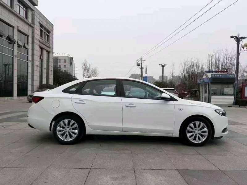 枣庄22年别克英朗6