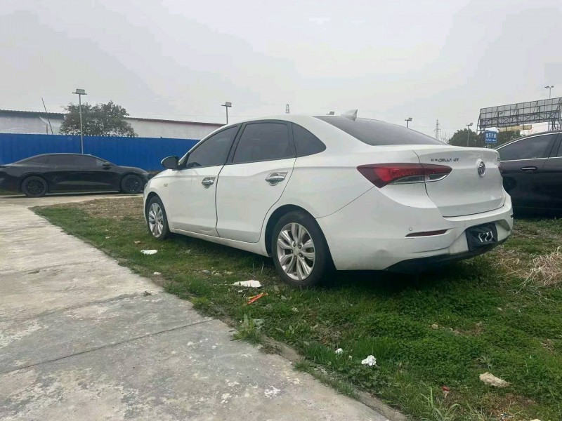 淮安21年别克英朗5