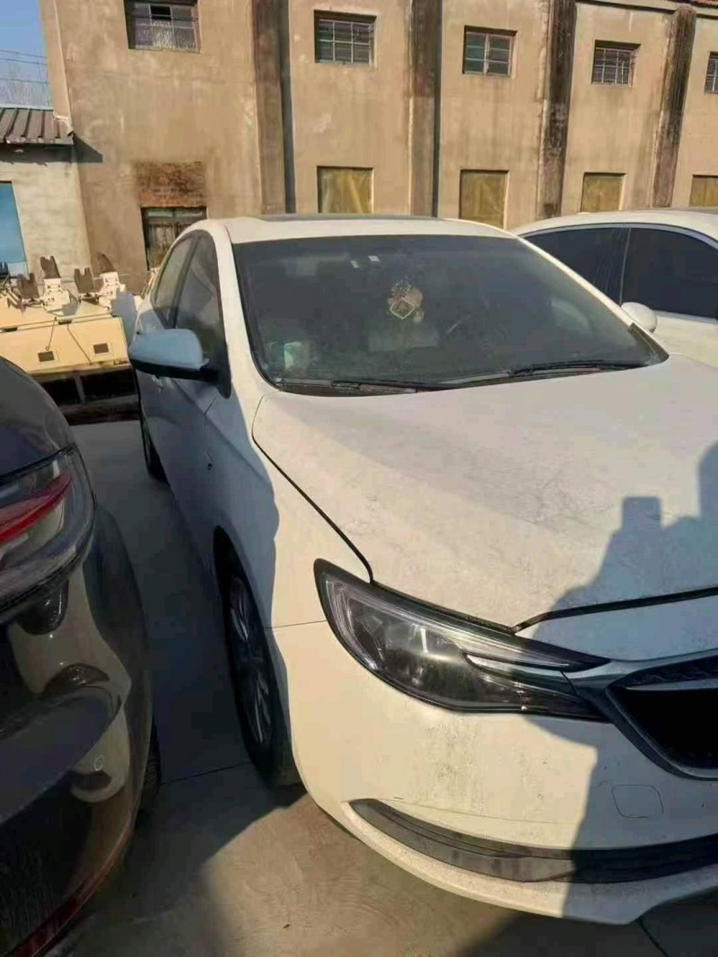 常州21年别克英朗3