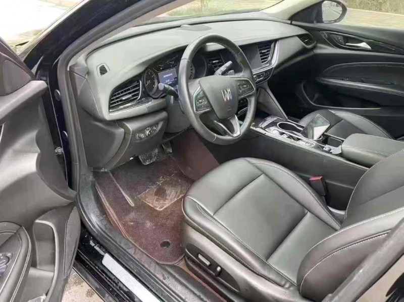 南昌25年别克君威6