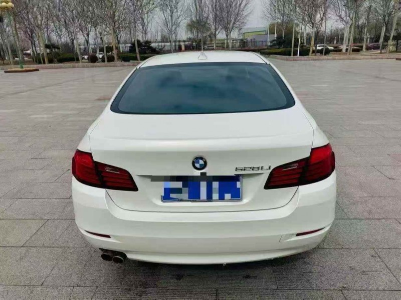 东营16年宝马5系9