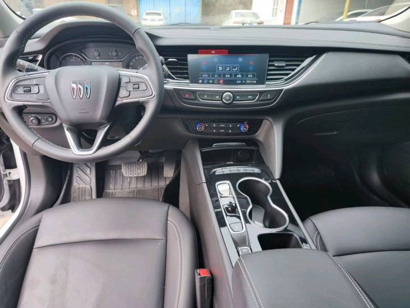 郑州25年别克君威5