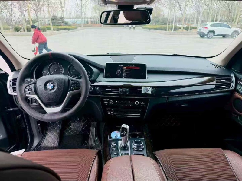 济宁15年宝马X54