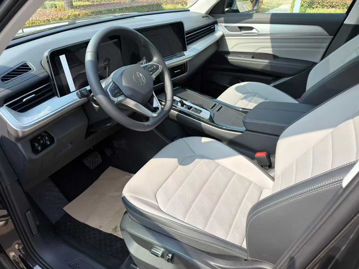 徐州25年大众揽巡9