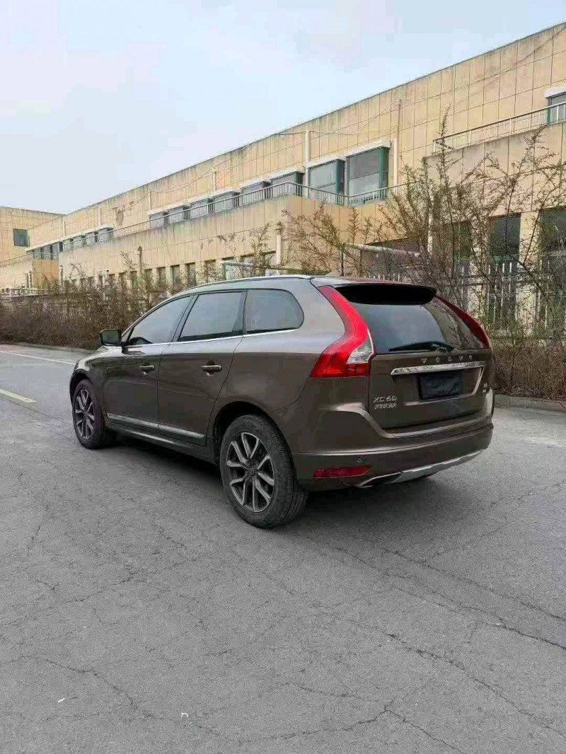 宿迁16年沃尔沃XC605