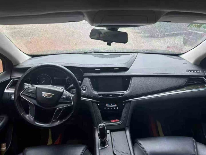 珠海19年凯迪拉克XT54