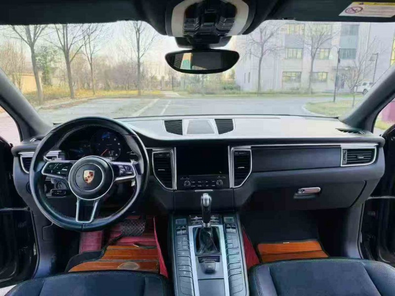 淄博18年保时捷Macan4