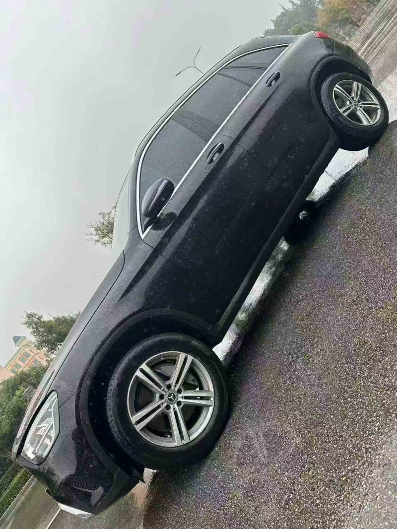 泸州21年奔驰GLC3