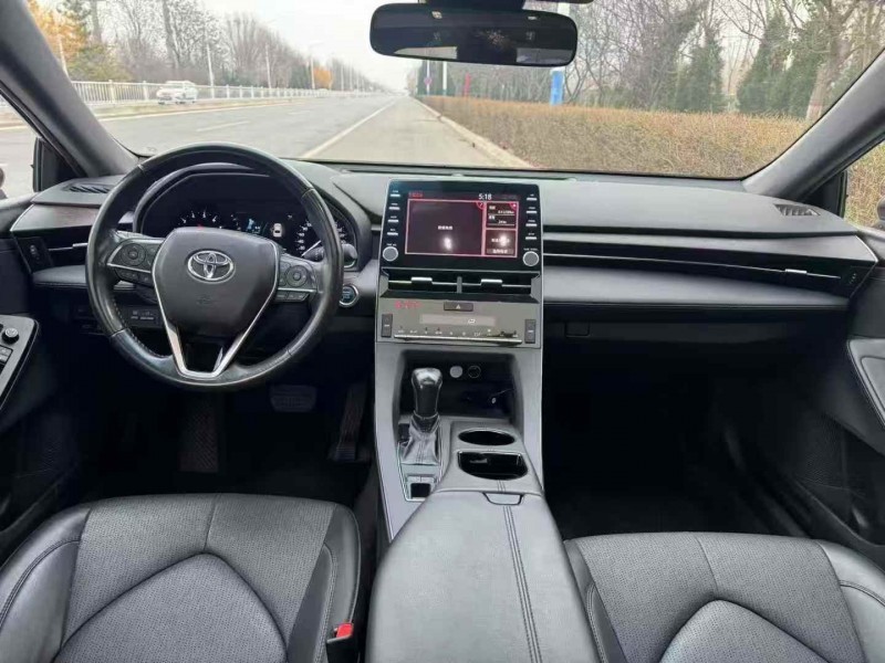 烟台22年丰田亚洲龙4