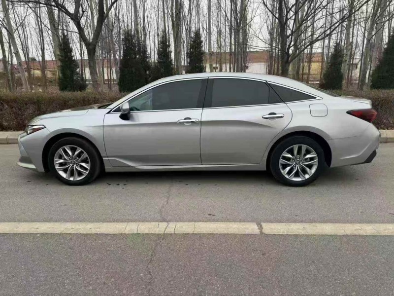 烟台22年丰田亚洲龙7