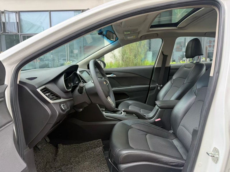 深圳17年雪佛兰科沃兹4