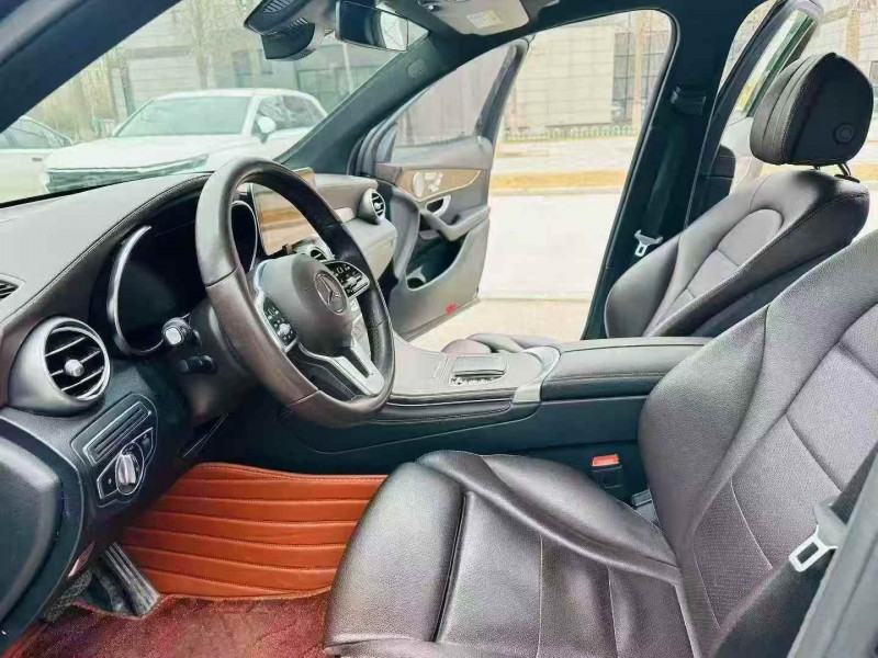 济宁21年奔驰GLC5